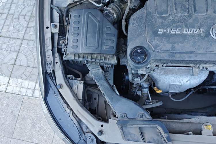 Used Buick GT 2021 Exemplar 1.5L Automatic Elite Version Engine Bay Right