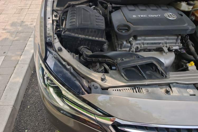 Used Buick GT 2021 Revised Version Flagship 1.5L Automatic Elite Edition Engine Bay Right