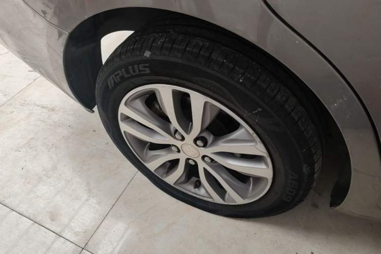 Used Buick GT 2021 1.3T Automatic Mild Hybrid Elite Version Exterior 5