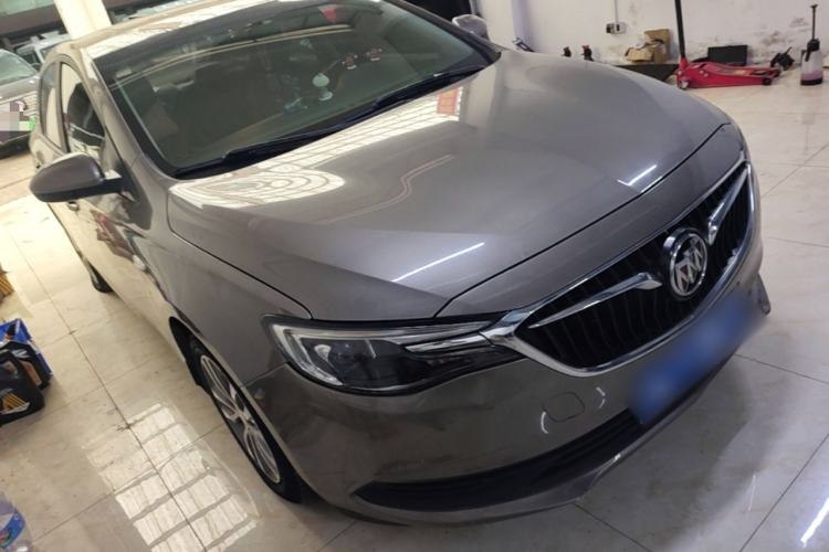 Used Buick GT 2021 1.3T Automatic Mild Hybrid Elite Version Front Right 45 Deg