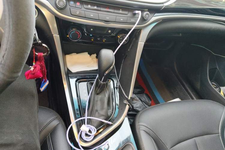Used Buick GT 2021 Revised Version Flagship 1.5L Automatic Elite Edition Gear Lever
