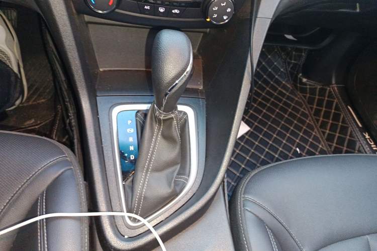 Used Buick GT 2021 Revised Version Flagship 1.5L Automatic Elite Edition Gear Lever
