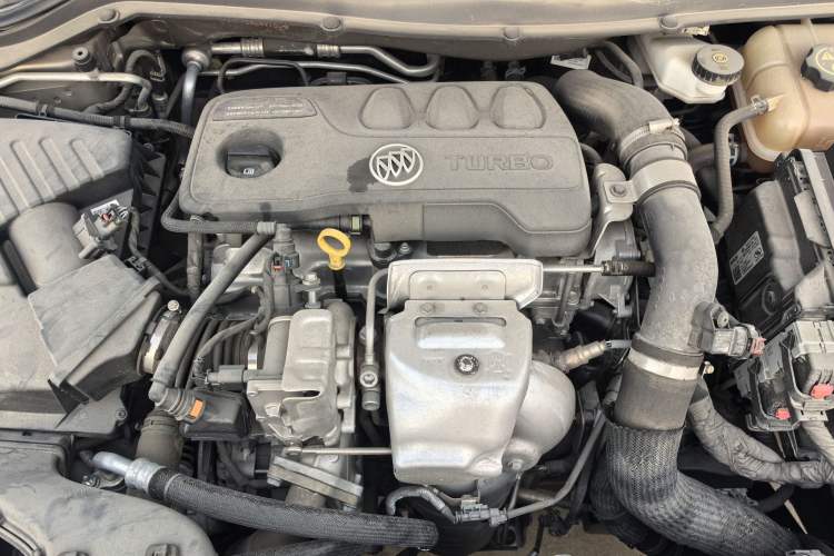 Used Buick GT 2021 1.3T Automatic Mild Hybrid Elite Version Interior 10