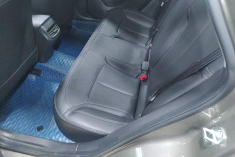 Used Buick GT 2021 Revised Version Flagship 1.5L Automatic Elite Edition Left Rear Seat