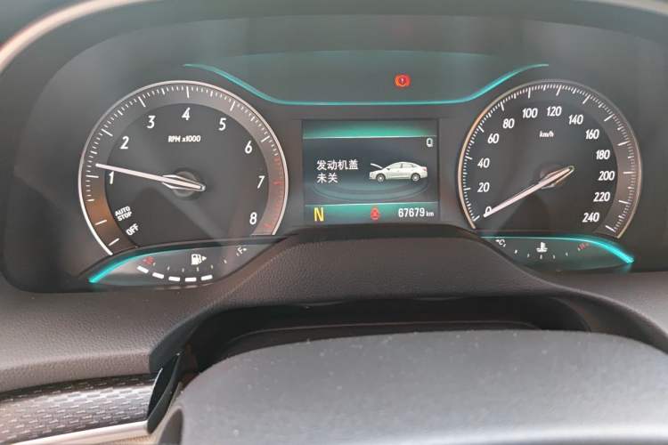 Used Buick GT 2021 Exemplar 1.5L Automatic Elite Version Odometer Close Up