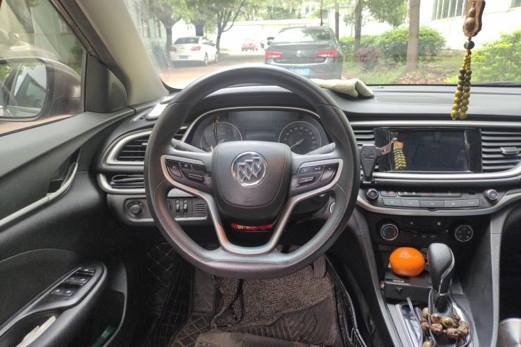 Used Buick GT 2021 Revised Version Flagship 1.5L Automatic Elite Edition Steering Wheel