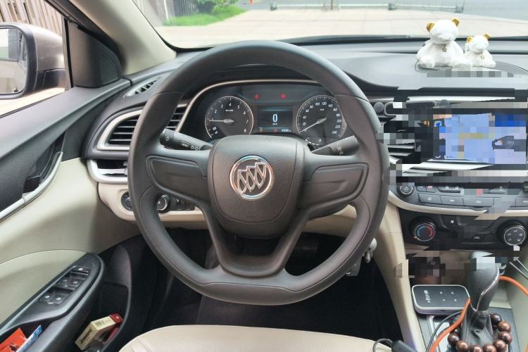 Used Buick GT 2021 Exemplar 1.5L Automatic Elite Version Steering Wheel