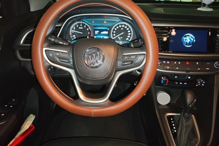 Used Buick GT 2021 Revised Version Flagship 1.5L Automatic Elite Edition Steering Wheel