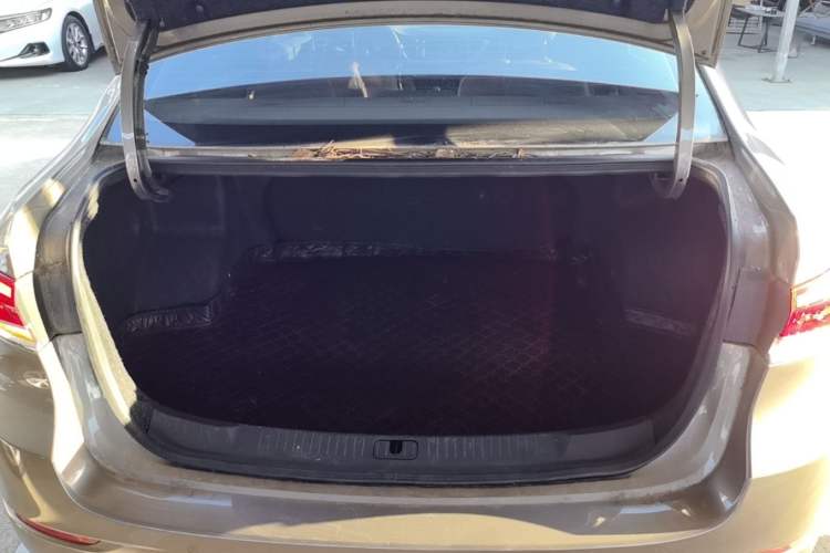 Used Buick GT 2021 Exemplar 1.5L Automatic Elite Version Trunk