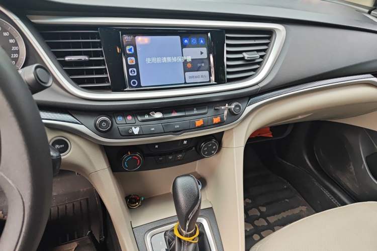 Used Buick GT 2021 Exemplar 1.5L Automatic Elite Version Audio And AC Panel