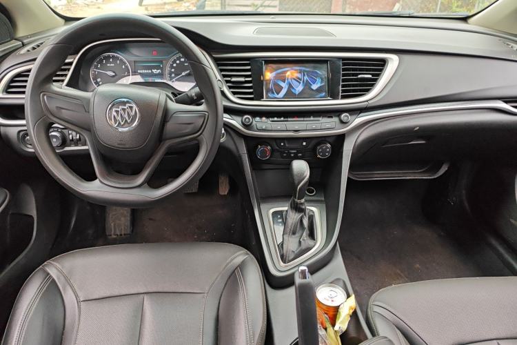 Used Buick GT 2021 1.3T Automatic Mild Hybrid Elite Version Center Console