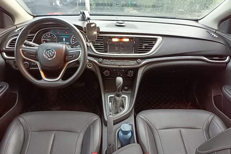 Used Buick GT 2021 Revised Version Flagship 1.5L Automatic Elite Edition Center Console