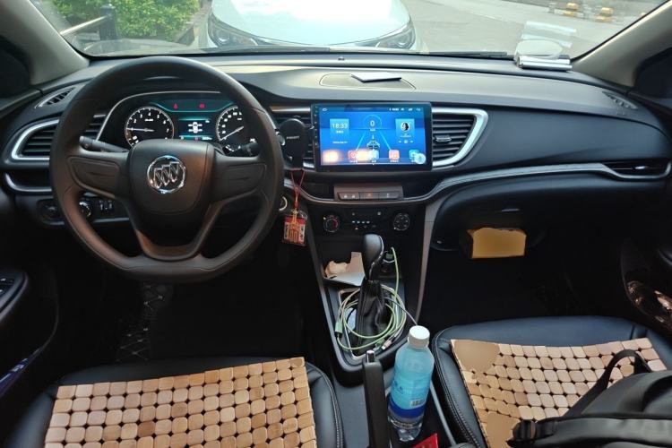 Used Buick GT 2021 1.3T Automatic Mild Hybrid Entry Model Center Console