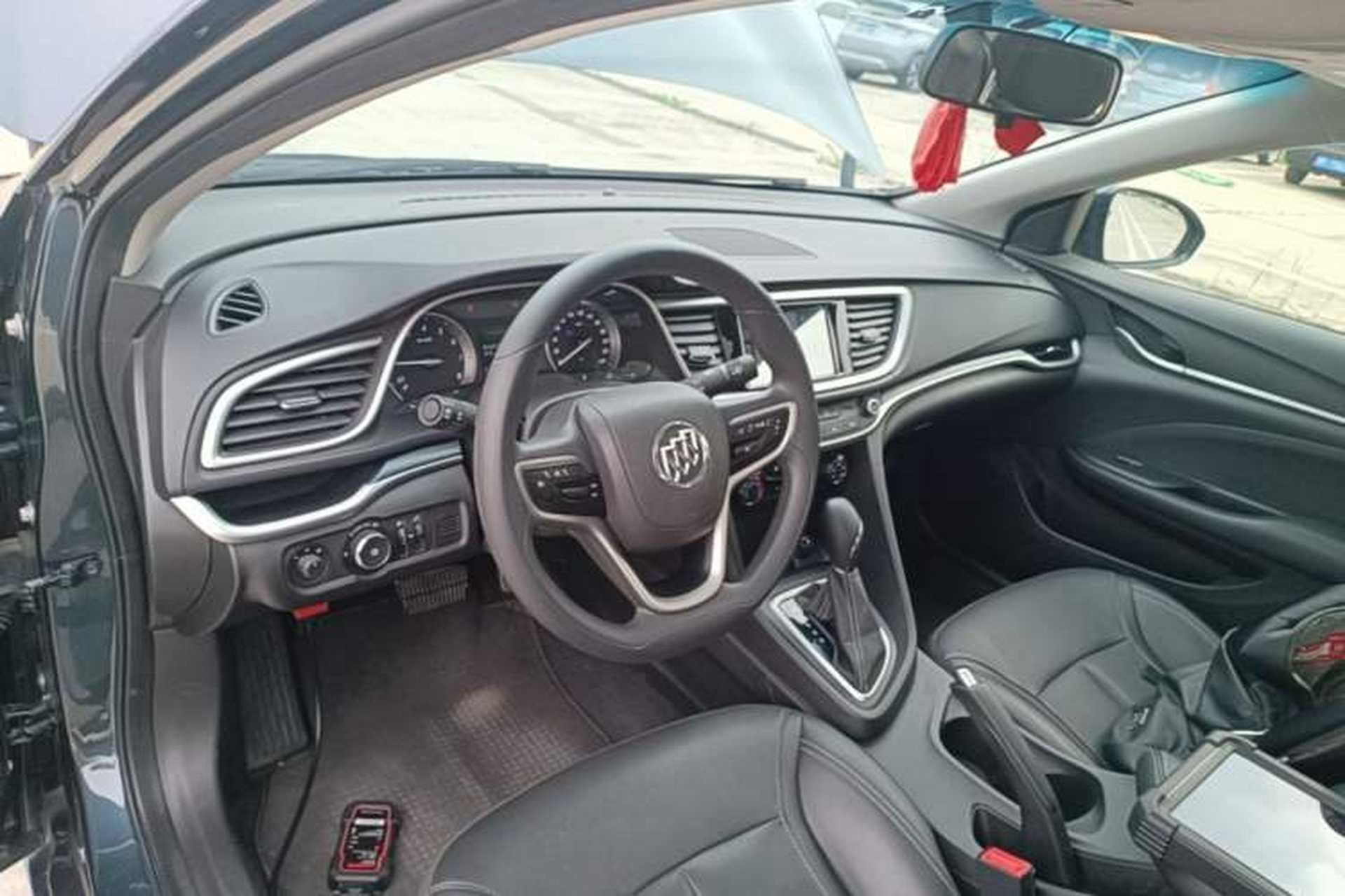 Used Buick GT 2021 Revised Version Flagship 1.5L Automatic Elite Edition Center Console