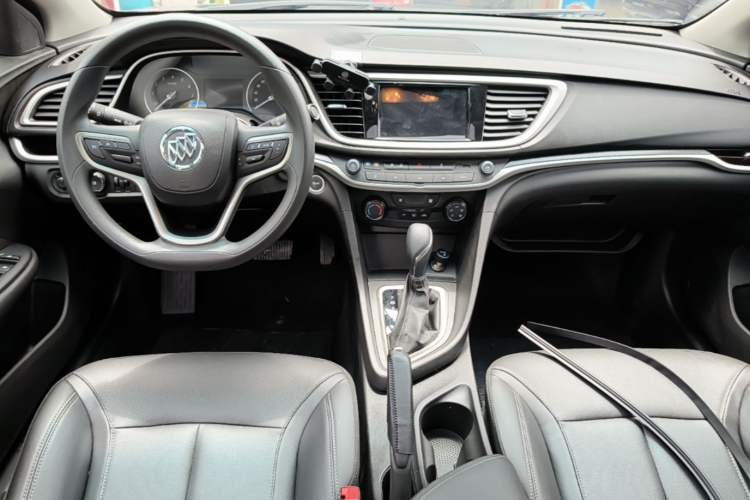 Used Buick GT 2021 Revised Version Flagship 1.5L Automatic Elite Edition Center Console