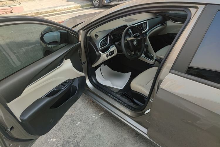 Used Buick GT 2021 Exemplar 1.5L Automatic Elite Version Driver Seat
