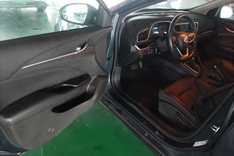 Used Buick GT 2021 Revised Version 1.3T Automatic Mild Hybrid Elite Edition Driver Seat