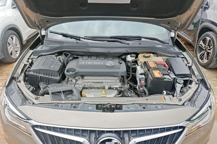 Used Buick GT 2021 Revised Version Flagship 1.5L Automatic Elite Edition Engine Bay