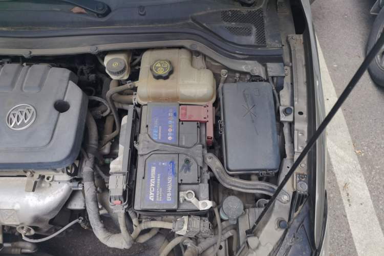 Used Buick GT 2021 Exemplar 1.5L Automatic Elite Version Engine Bay Left