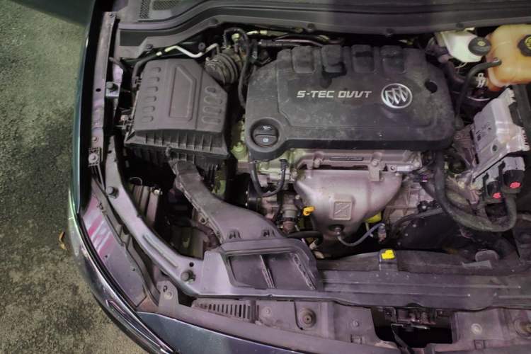 Used Buick GT 2021 Revised Version Flagship 1.5L Automatic Elite Edition Engine Bay Right