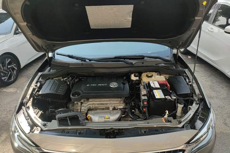 Used Buick GT 2021 Exemplar 1.5L Automatic Elite Version Engine Bay