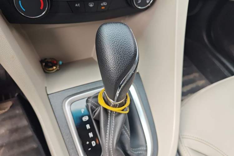 Used Buick GT 2021 Exemplar 1.5L Automatic Elite Version Gear Lever