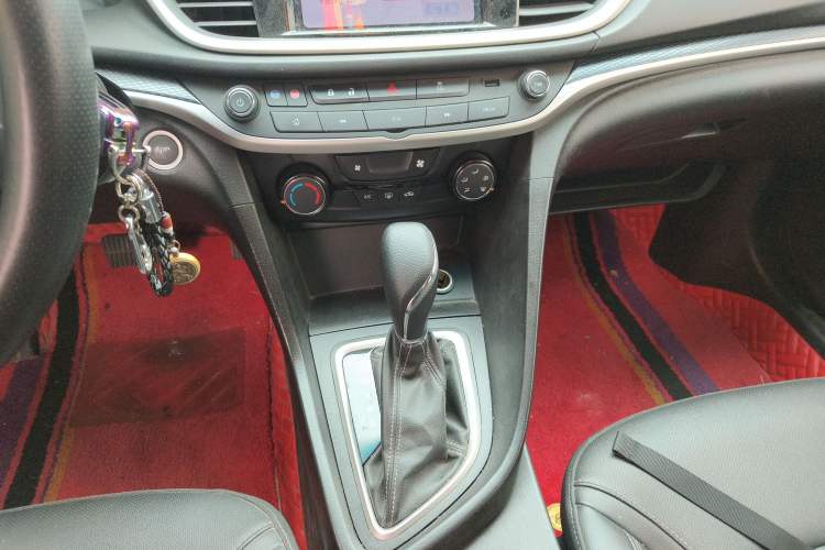 Used Buick GT 2021 Revised Version Flagship 1.5L Automatic Elite Edition Gear Lever