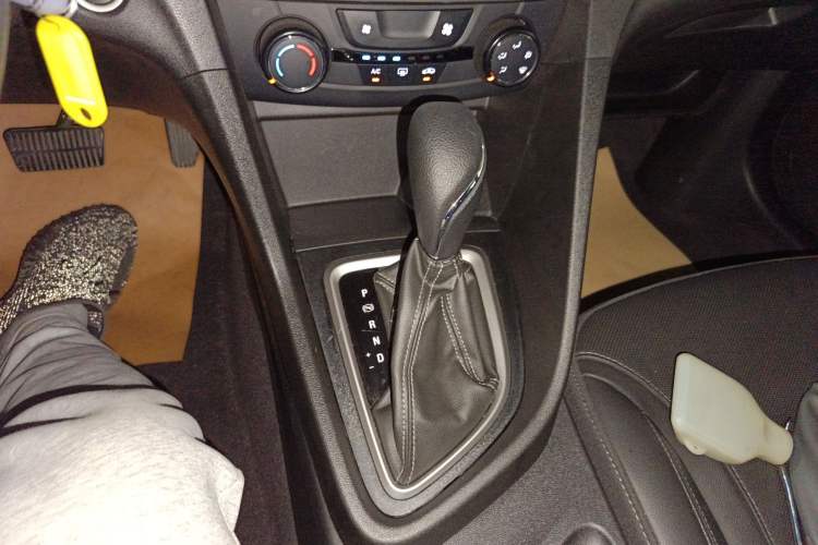Used Buick GT 2021 Revised Version Flagship 1.5L Automatic Elite Edition Gear Lever