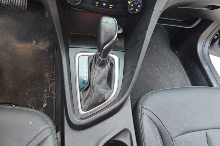 Used Buick GT 2021 Revised Version Flagship 1.5L Automatic Elite Edition Gear Lever