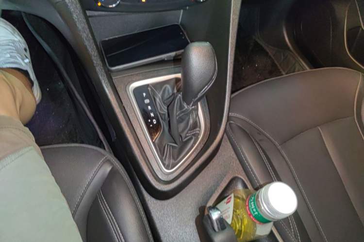 Used Buick GT 2021 Revised Version Flagship 1.5L Automatic Elite Edition Gear Lever