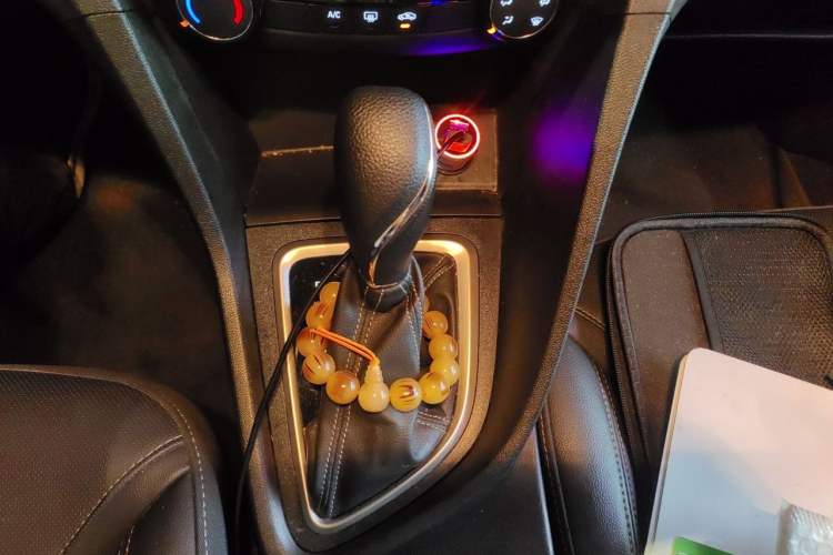 Used Buick GT 2021 Revised Version Flagship 1.5L Automatic Elite Edition Gear Lever