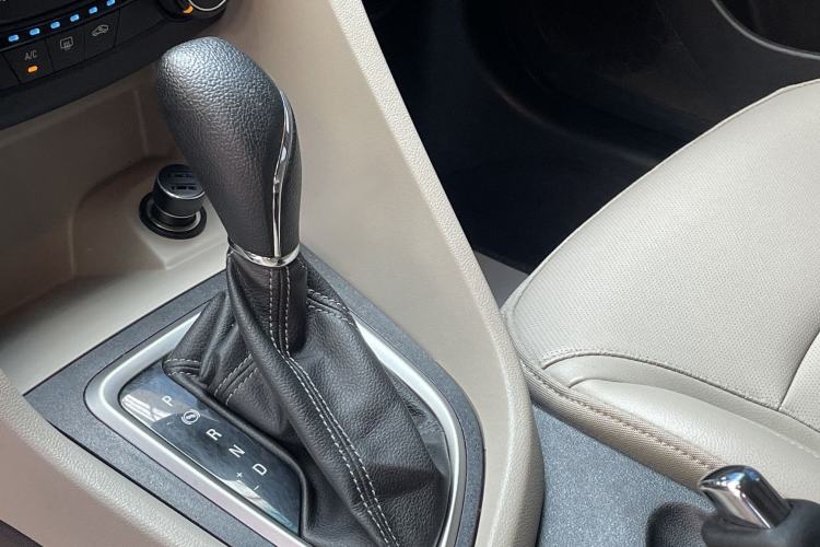 Used Buick GT 2021 Exemplar 1.5L Automatic Elite Version Gear Lever
