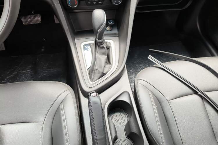 Used Buick GT 2021 Revised Version Flagship 1.5L Automatic Elite Edition Gear Lever