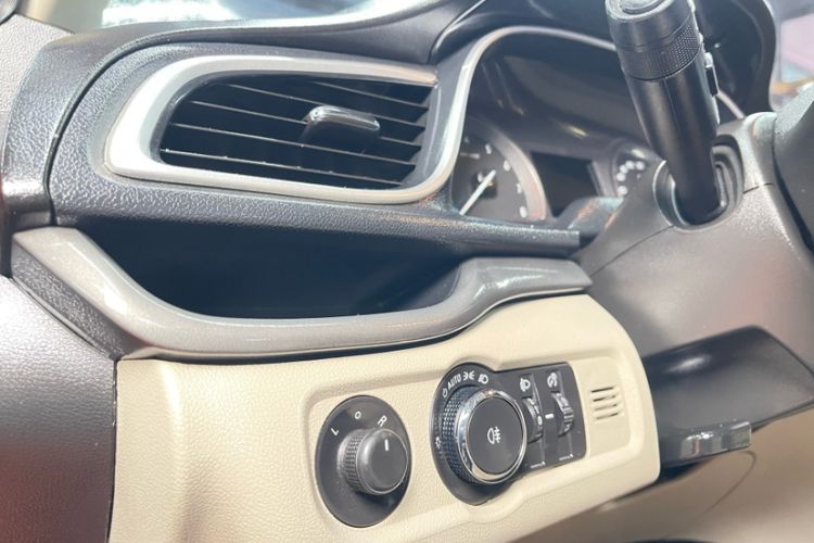 Used Buick GT 2021 Exemplar 1.5L Automatic Entry-Level Trim Interior 6