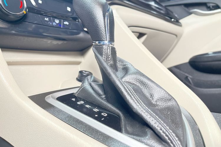 Used Buick GT 2021 Exemplar 1.5L Automatic Entry-Level Trim Interior 7