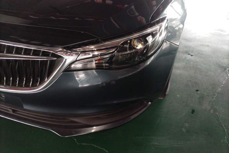 Used Buick GT 2021 Revised Version 1.3T Automatic Mild Hybrid Elite Edition Left Front Headlight