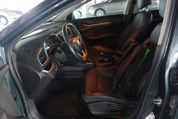 Used Buick GT 2021 Revised Version 1.3T Automatic Mild Hybrid Elite Edition Left Front Seat