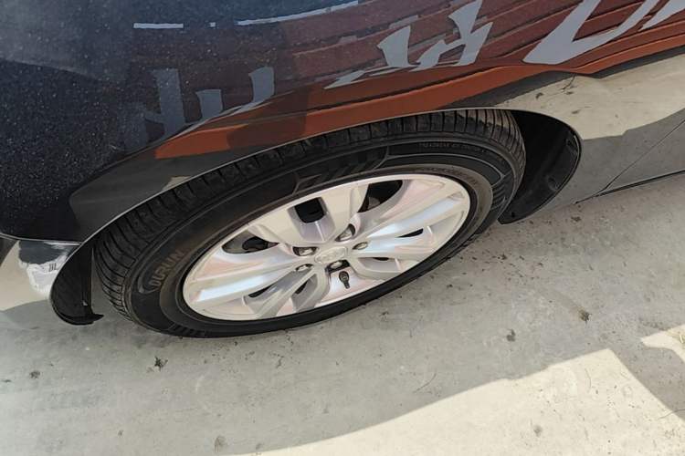 Used Buick GT 2021 1.3T Automatic Mild Hybrid Entry Model Left Front Wheel Hub