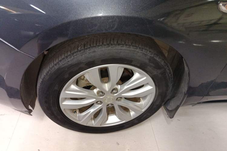 Used Buick GT 2021 Revised Version Flagship 1.5L Automatic Elite Edition Left Front Wheel Hub