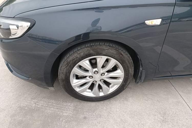 Used Buick GT 2021 Revised Version Flagship 1.5L Automatic Elite Edition Left Front Wheel Hub