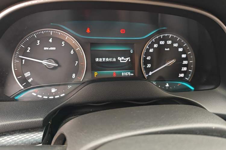 Used Buick GT 2021 1.3T Automatic Mild Hybrid Elite Version Odometer Close Up