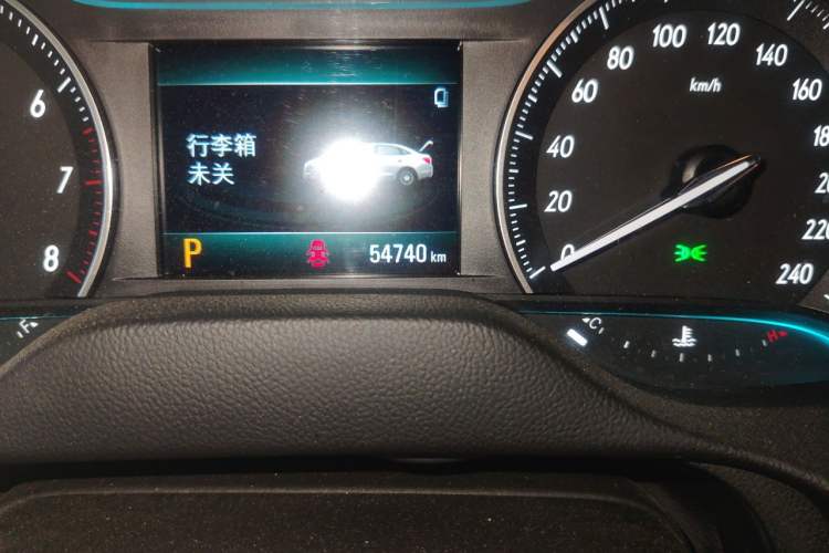 Used Buick GT 2021 Revised Version 1.3T Automatic Mild Hybrid Elite Edition Odometer Close Up