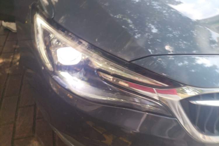 Used Buick GT 2021 Revised Version Flagship 1.5L Automatic Elite Edition Right Front Headlight