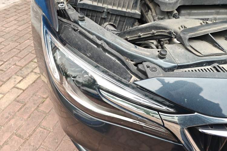 Used Buick GT 2021 Revised Version Flagship 1.5L Automatic Elite Edition Right Front Headlight