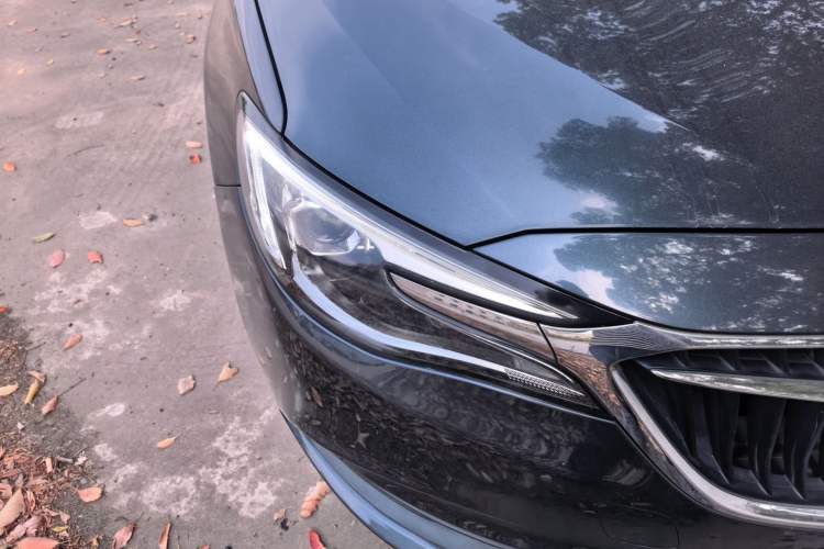 Used Buick GT 2021 Revised Version Flagship 1.5L Automatic Elite Edition Right Front Headlight