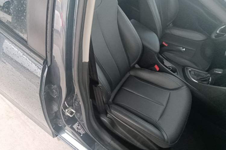 Used Buick GT 2021 Revised Version Flagship 1.5L Automatic Elite Edition Right Front Seat