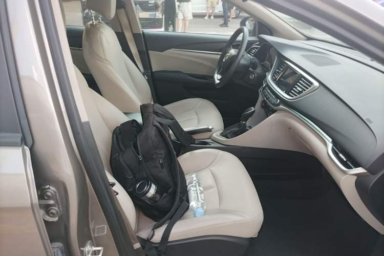 Used Buick GT 2021 Exemplar 1.5L Automatic Elite Version Right Front Seat