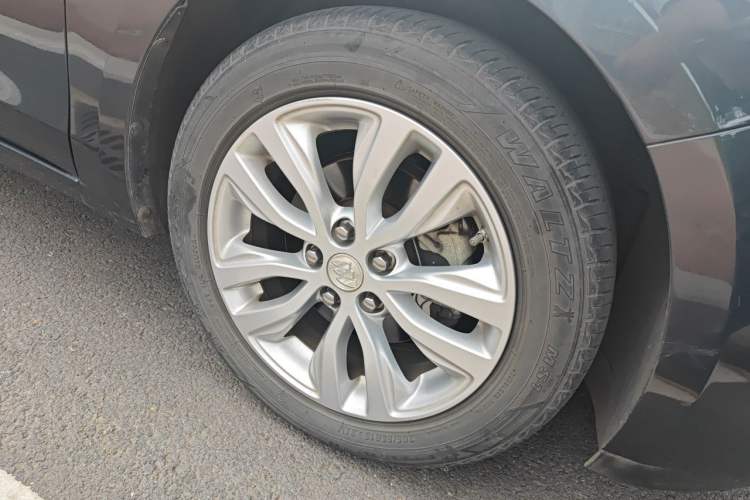 Used Buick GT 2021 Exemplar 1.5L Automatic Elite Version Right Front Wheel Hub