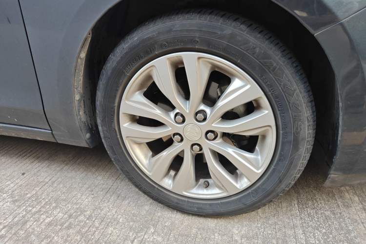 Used Buick GT 2021 1.3T Automatic Mild Hybrid Entry Model Right Front Wheel Hub