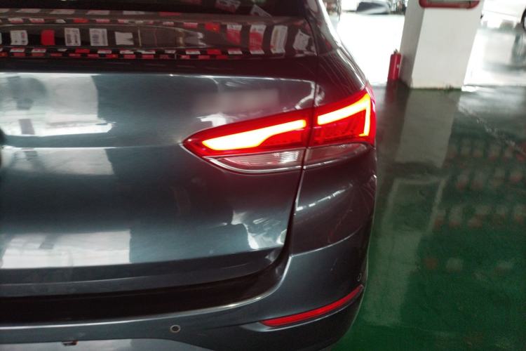 Used Buick GT 2021 Revised Version 1.3T Automatic Mild Hybrid Elite Edition Right Rear Taillight